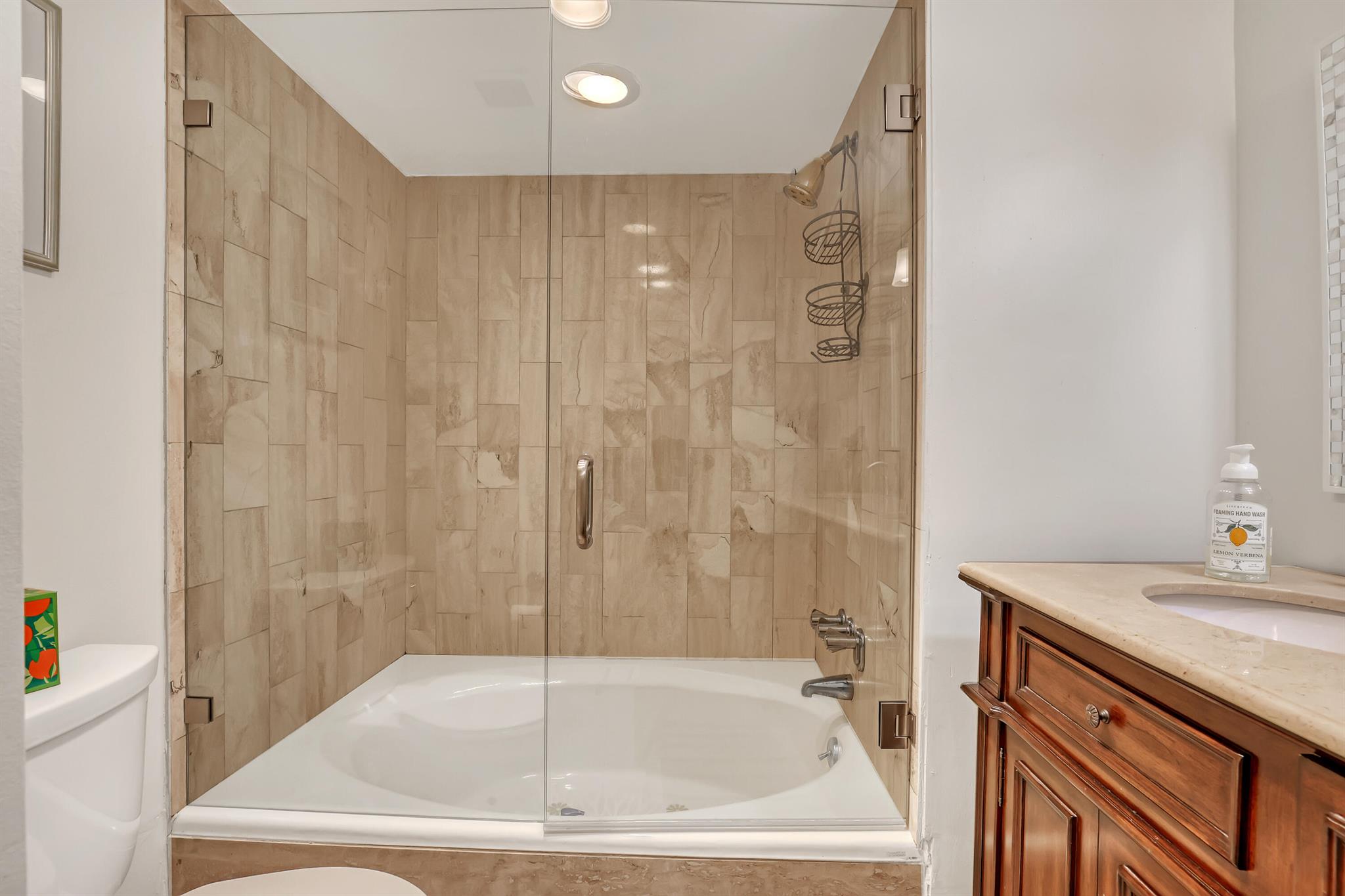 CORNICHE CONDO - Residential