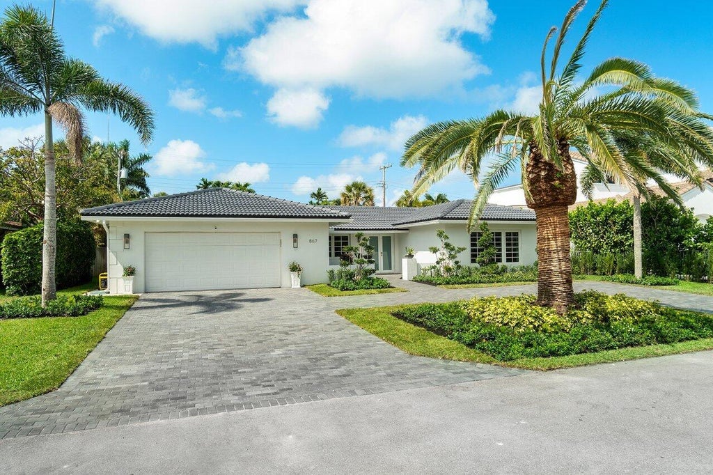 Photo of 867 Malaga Drive, Boca Raton, FL 33432 (MLS # R11091860)