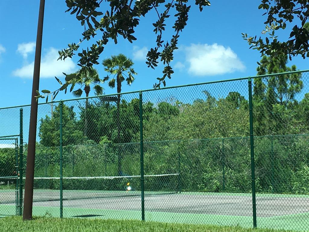 PORTOFINO AT JENSEN BCH C - Residential Lease