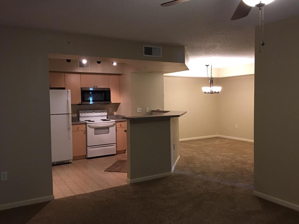 PORTOFINO AT JENSEN BCH C - Residential Lease