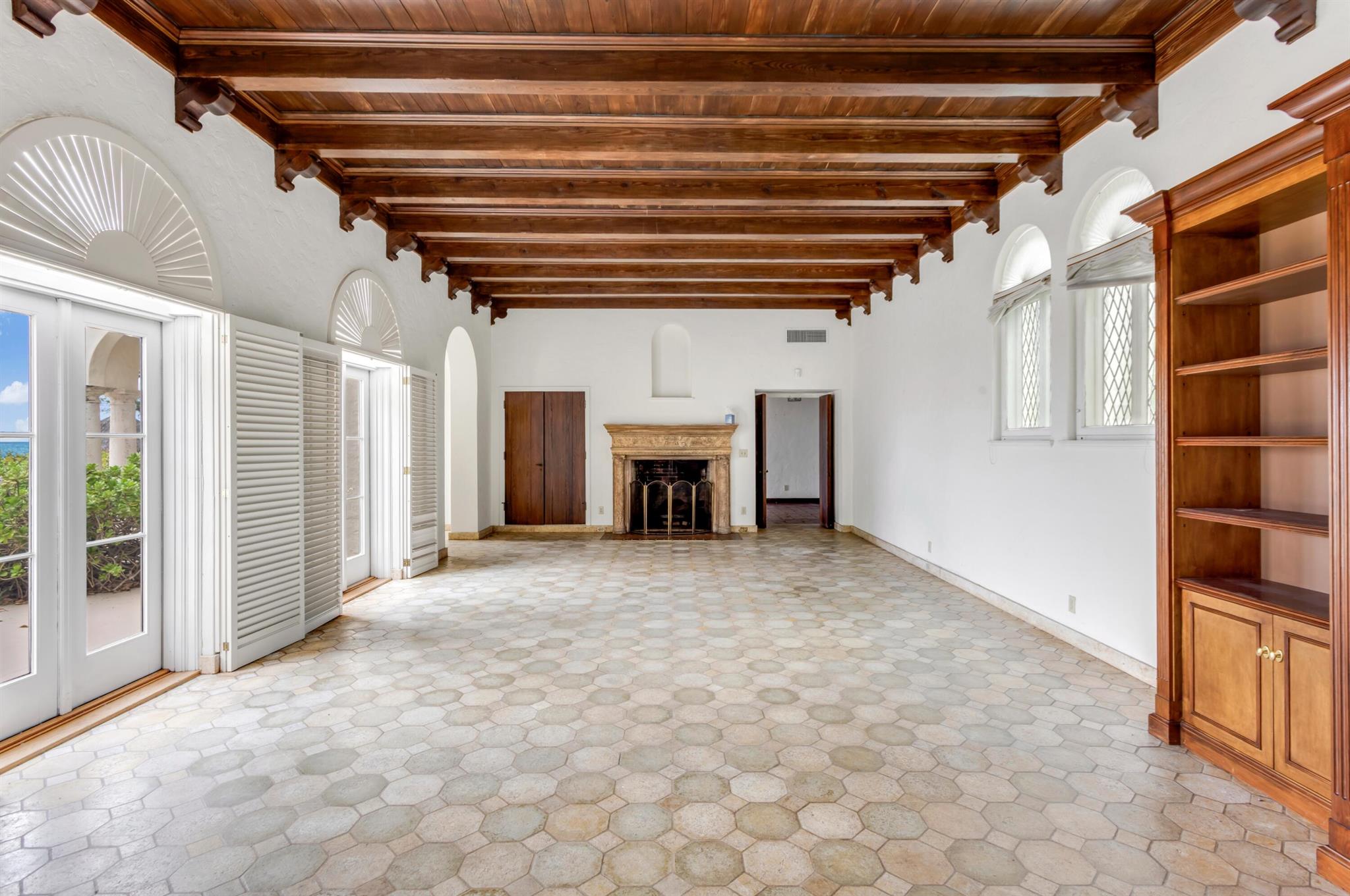 PALM BEACH SHORE ACRES - Residential