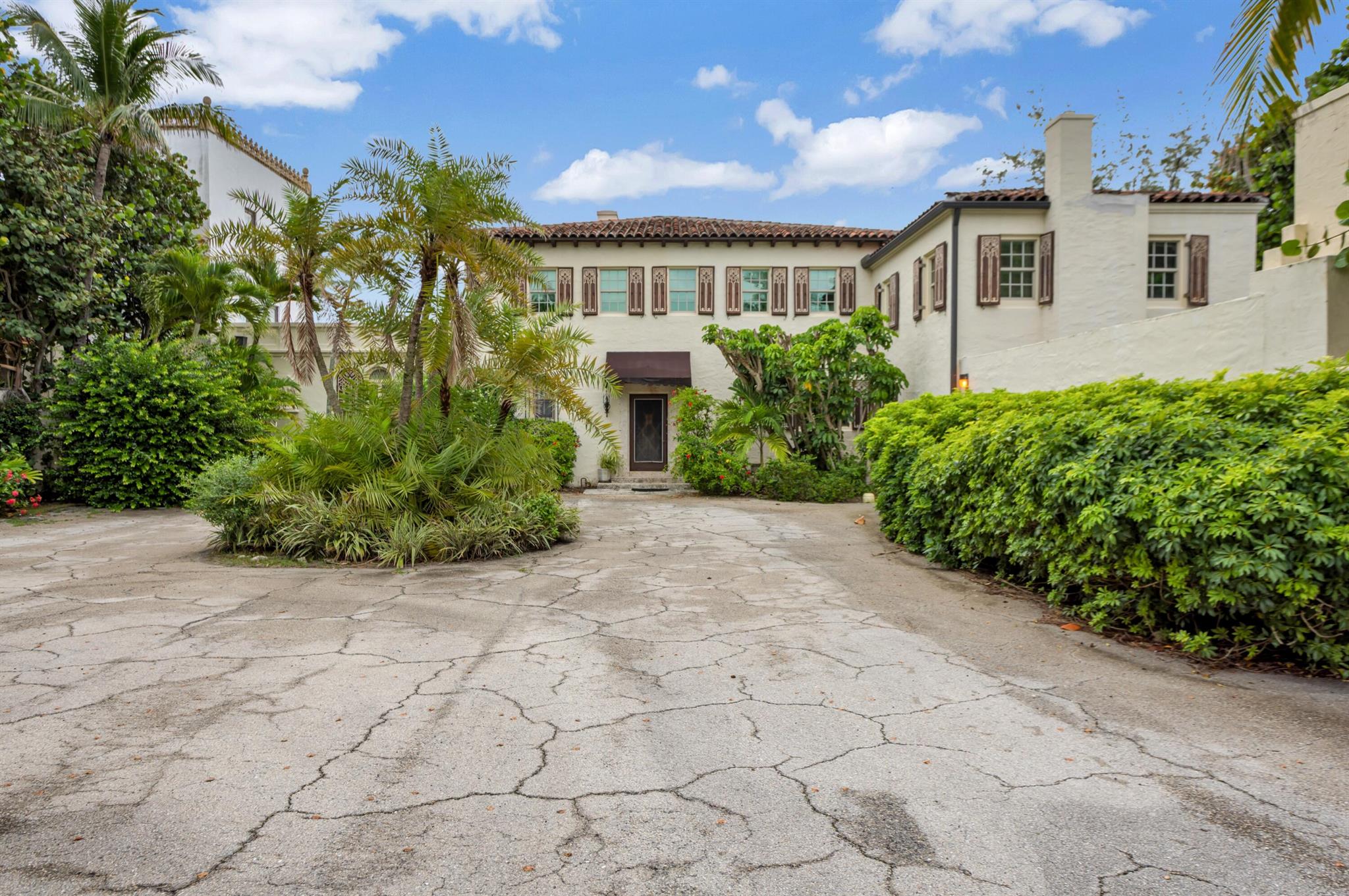 PALM BEACH SHORE ACRES - Residential