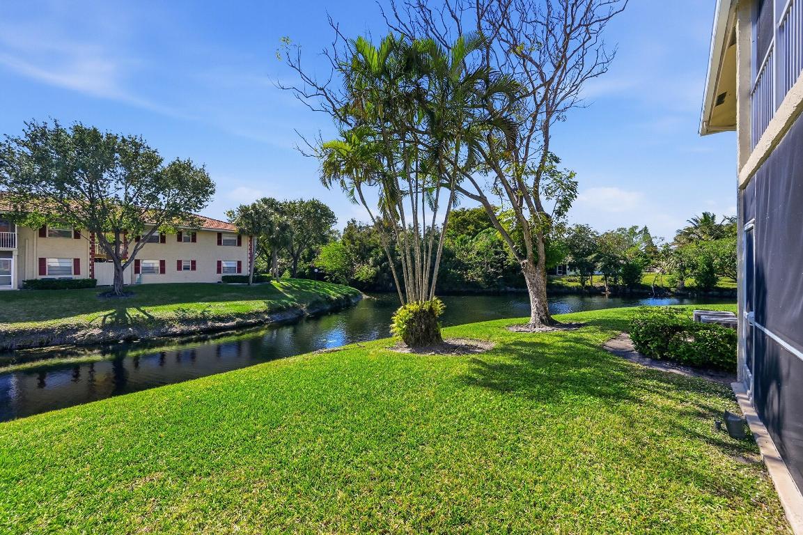 HOLIDAY VILLAGE OF CORAL SPRINGS - Residential
