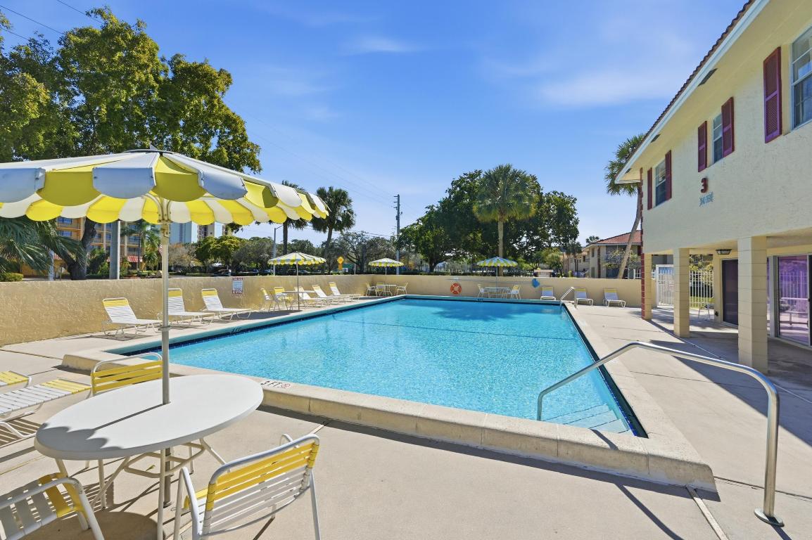HOLIDAY VILLAGE OF CORAL SPRINGS - Residential