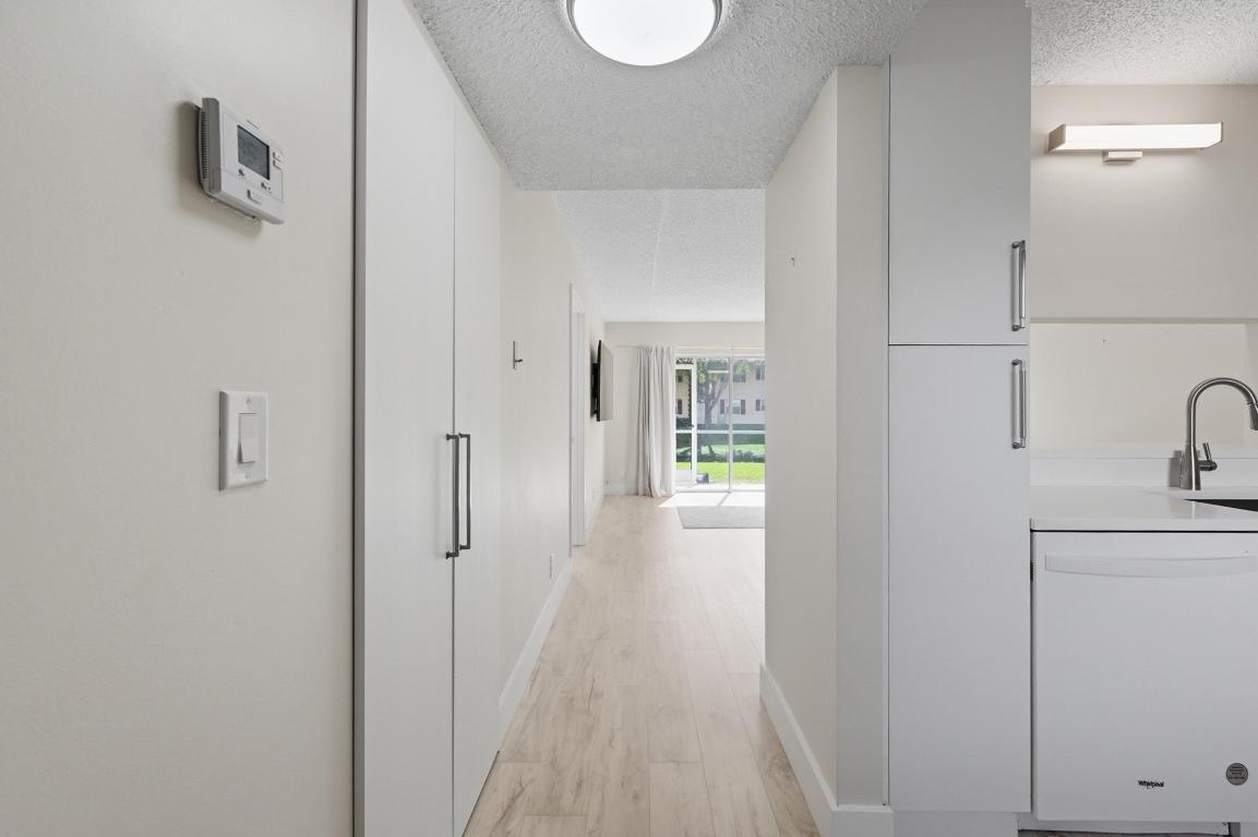 HOLIDAY VILLAGE OF CORAL SPRINGS - Residential