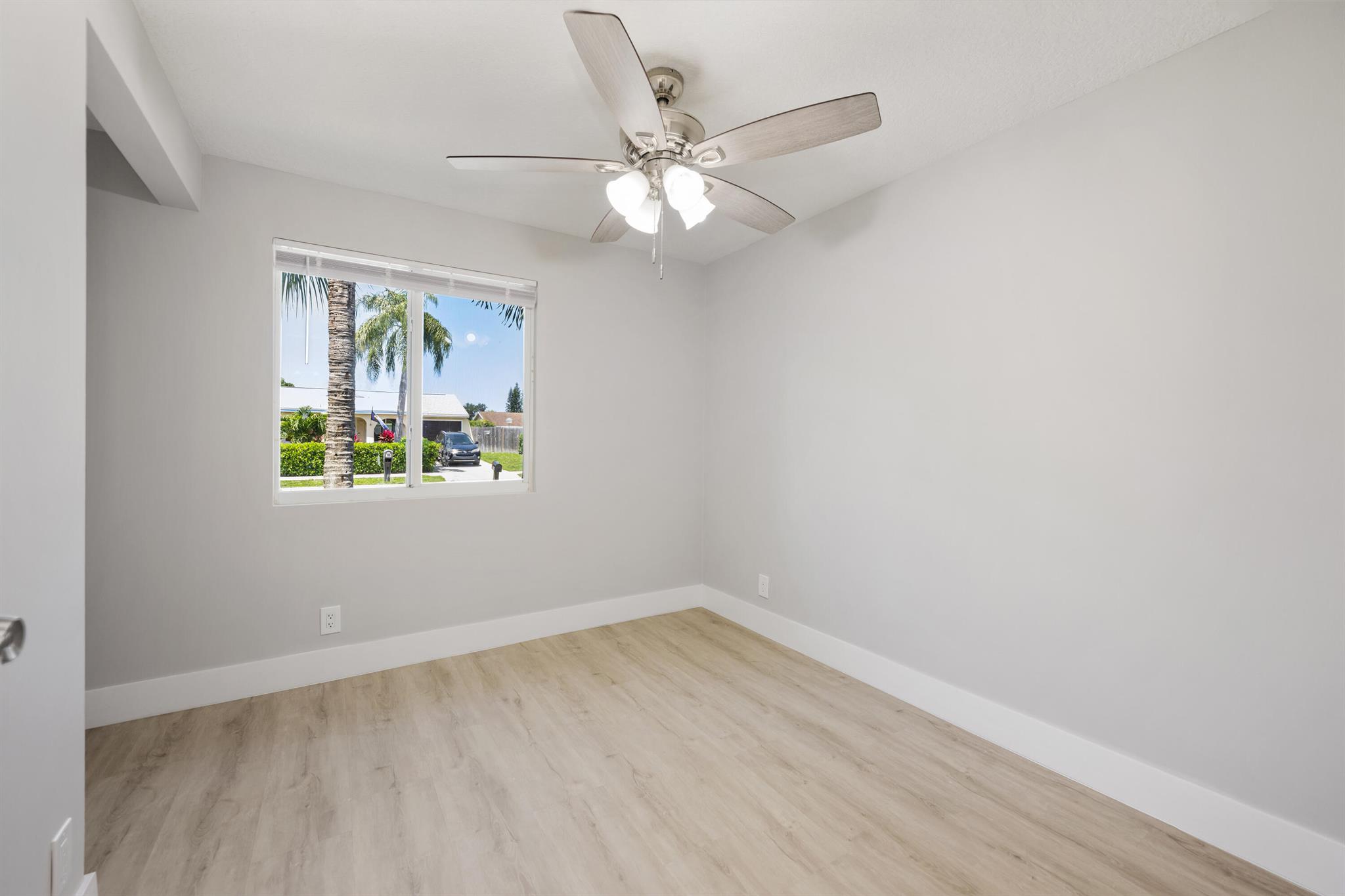 COUNTERPOINT ESTATES 10 - Residential