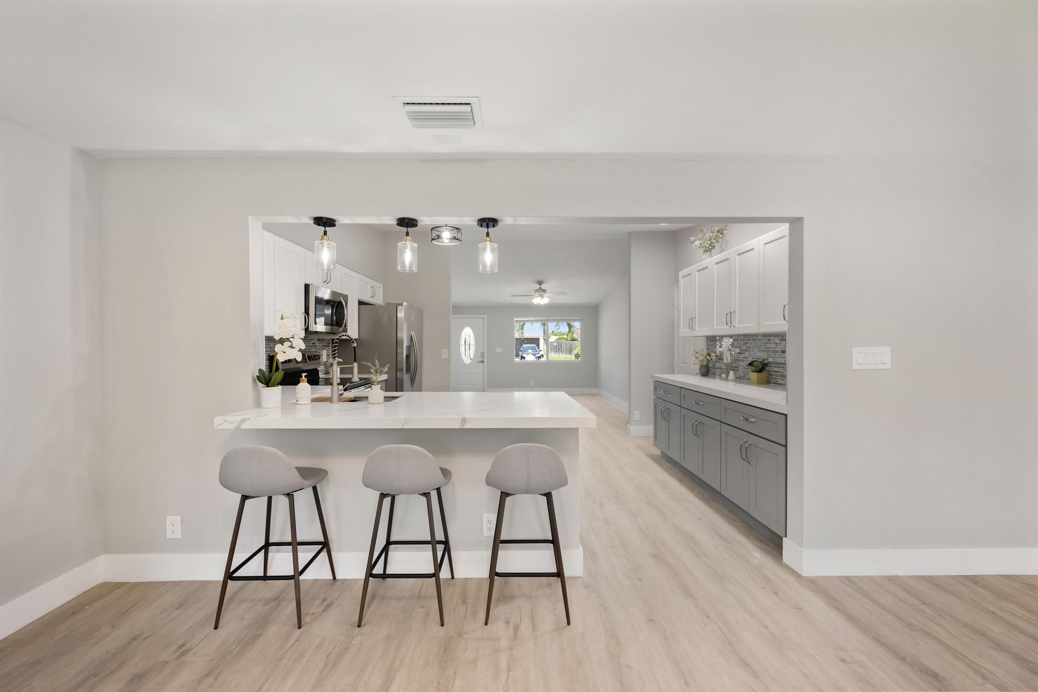 COUNTERPOINT ESTATES 10 - Residential