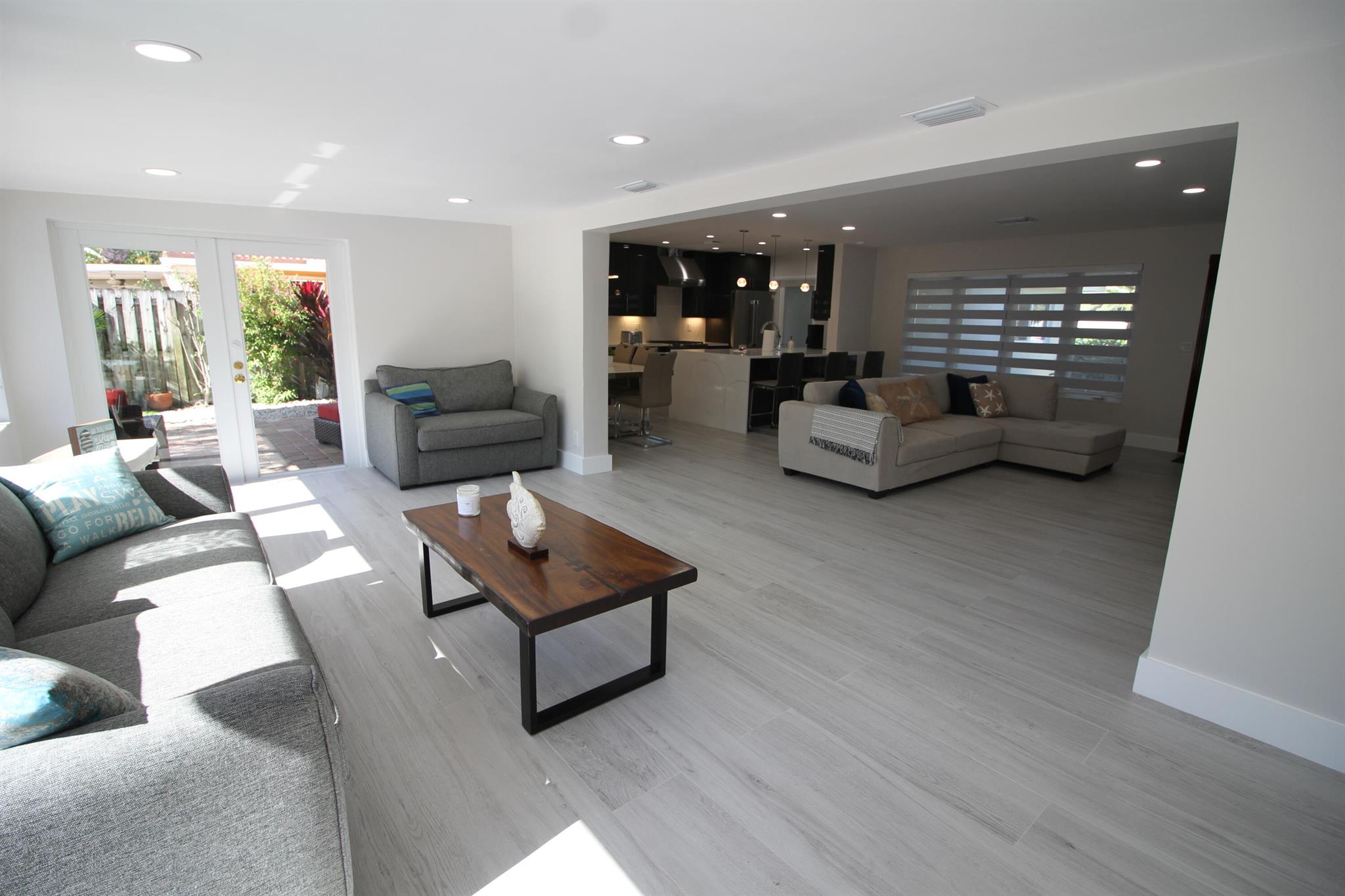 POMPANO ISLES - Residential Lease