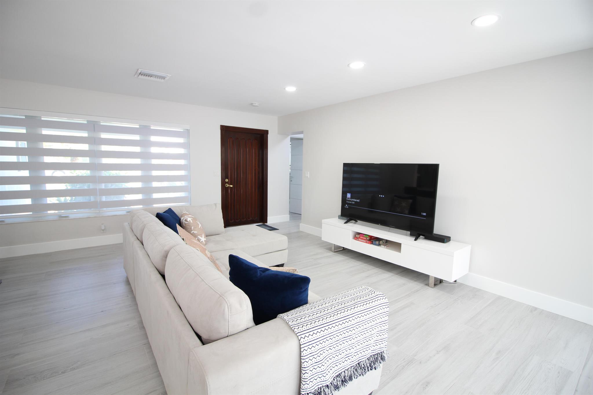 POMPANO ISLES - Residential Lease