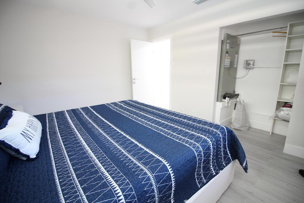 POMPANO ISLES - Residential Lease