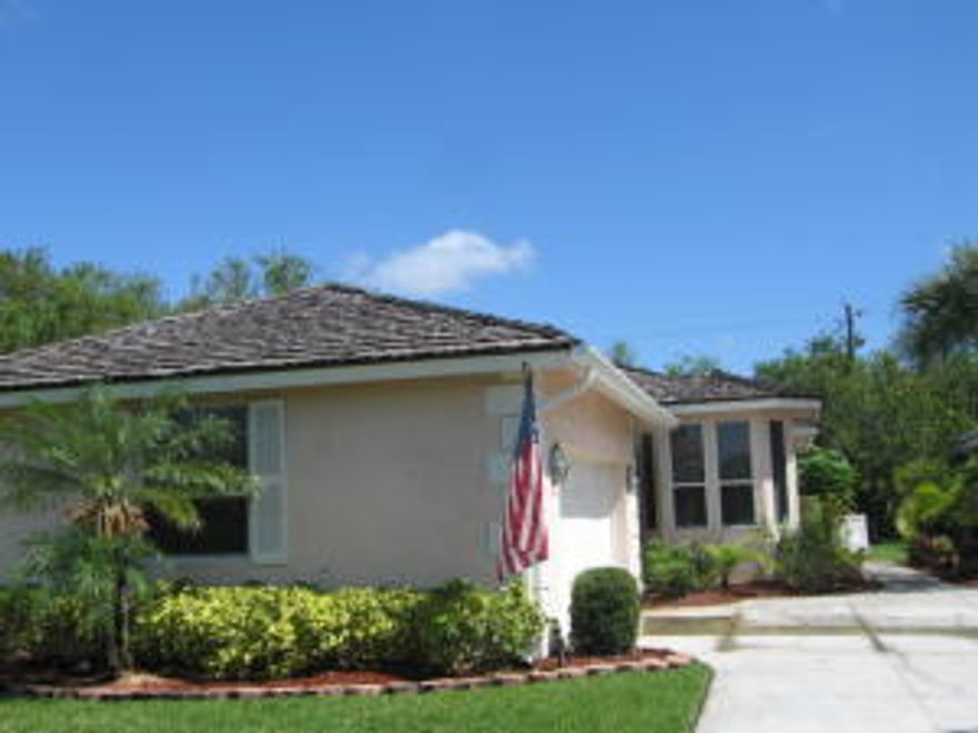 2/2/2 pool home located in the Meadowood community. This home is a short sale. The roof needs to be replaced. CASH ONLY. Bank approved at 138,750.00