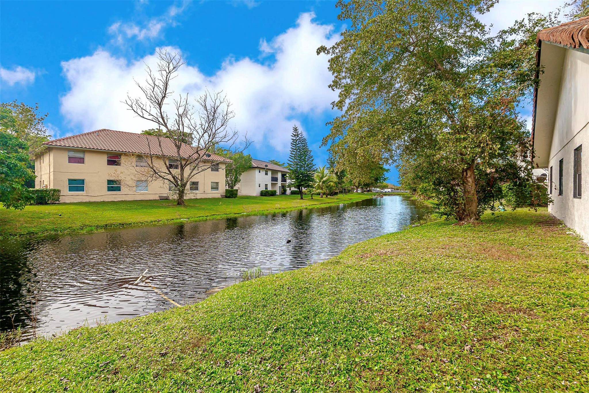 11520 NW 37th Street