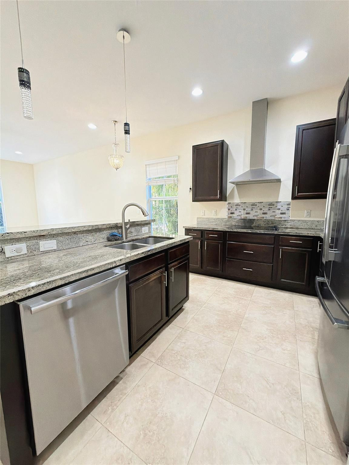 La Placida Villas 97-15 B - Residential Lease