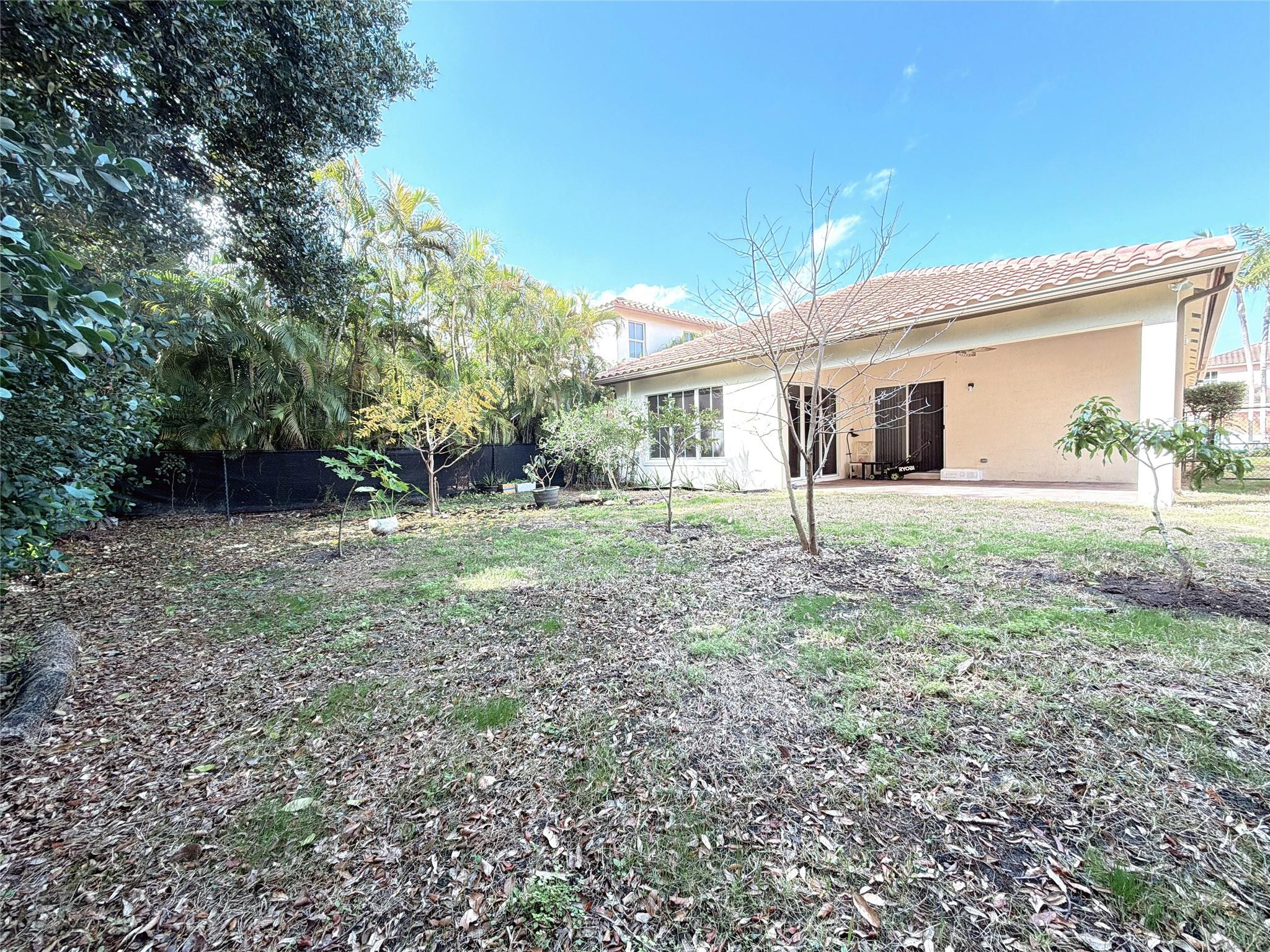 La Placida Villas 97-15 B - Residential Lease