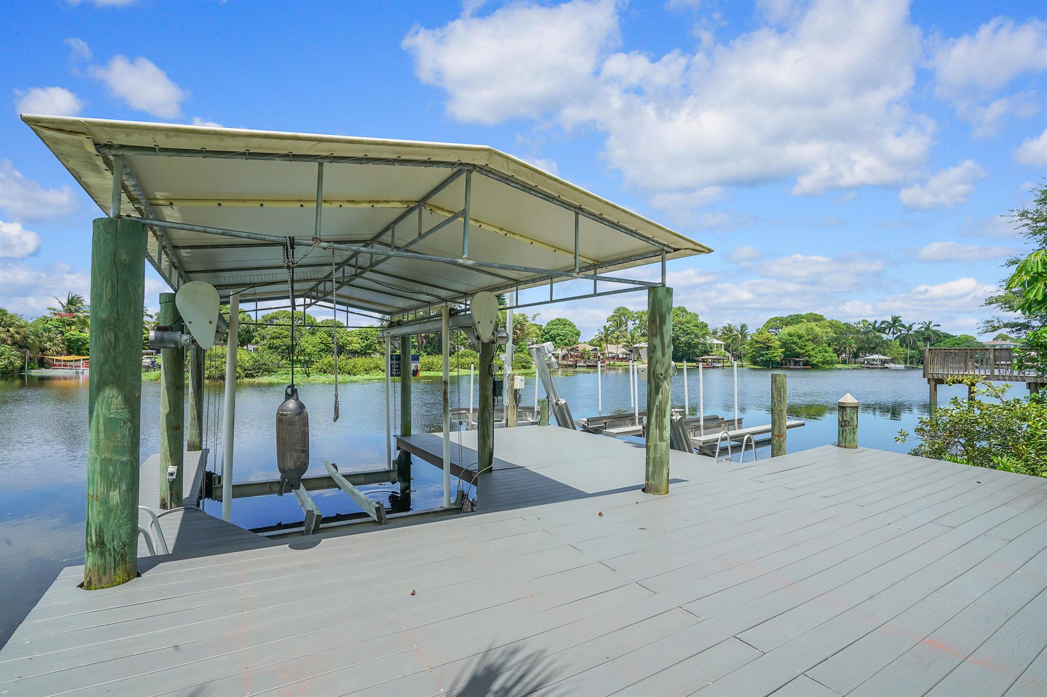 Locher - Residential