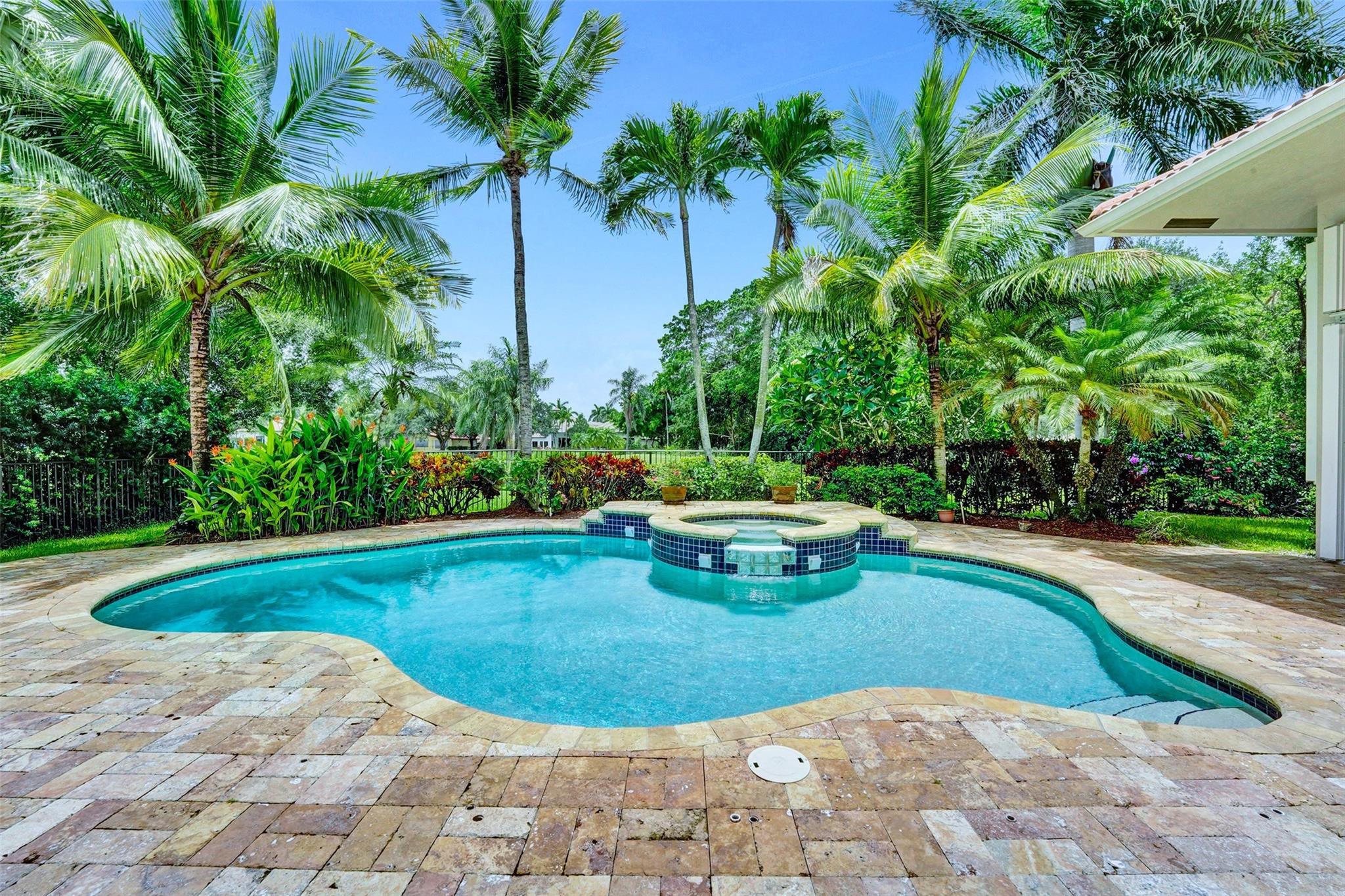 2524 Princeton Ct