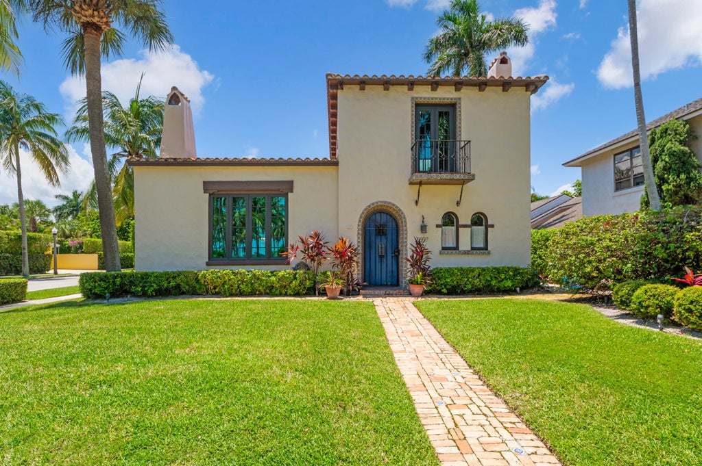 Photo of 3517 Washington Road, West Palm Beach, FL 33405 (MLS # R11085794)