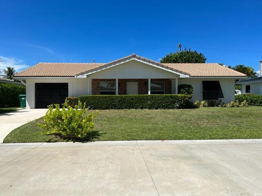 Photo of 1260 Manor Drive, Riviera Beach, FL 33404 (MLS # R10967155)