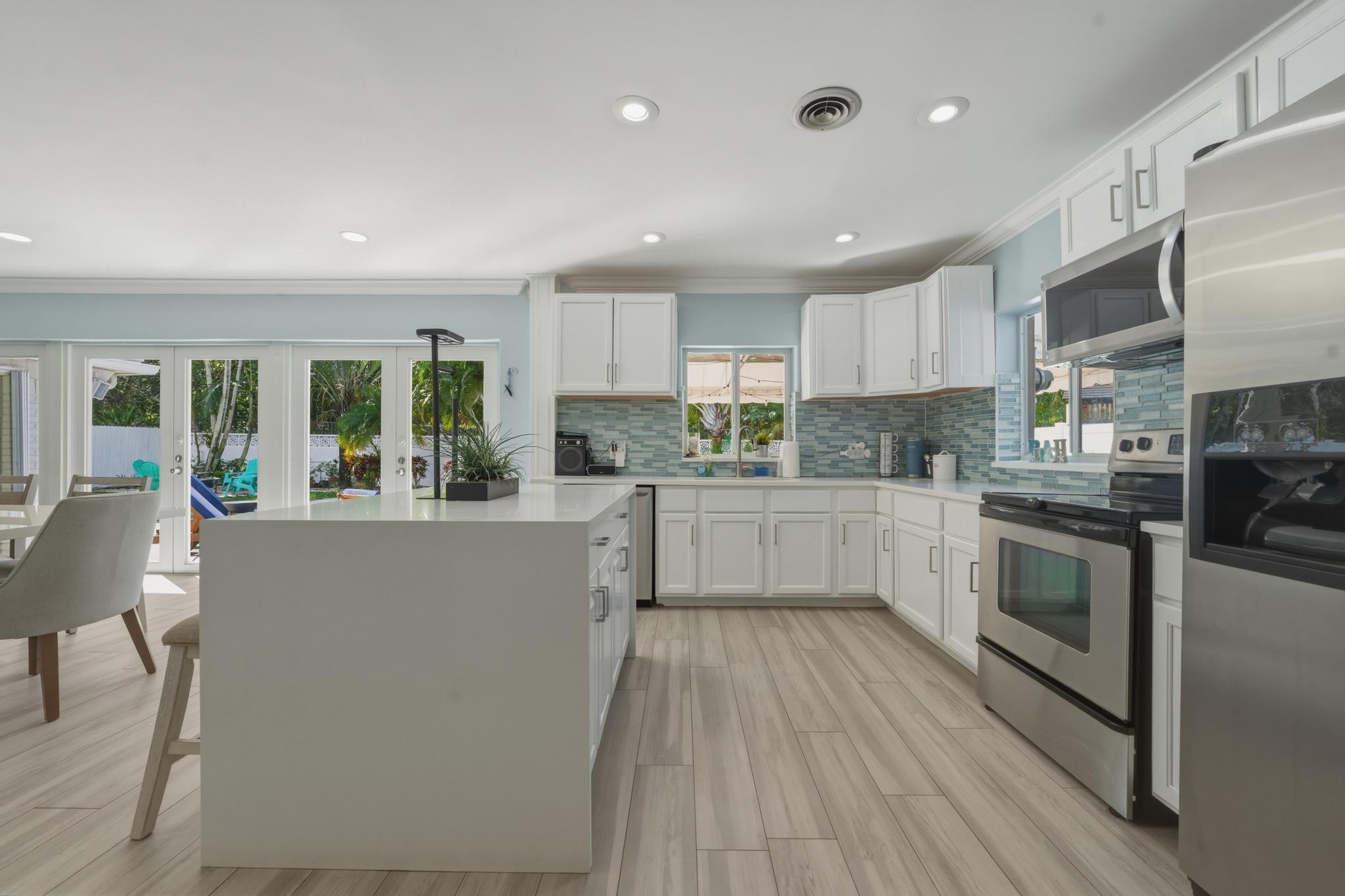 LAUDERDALE BEACH EXT - Residential Lease