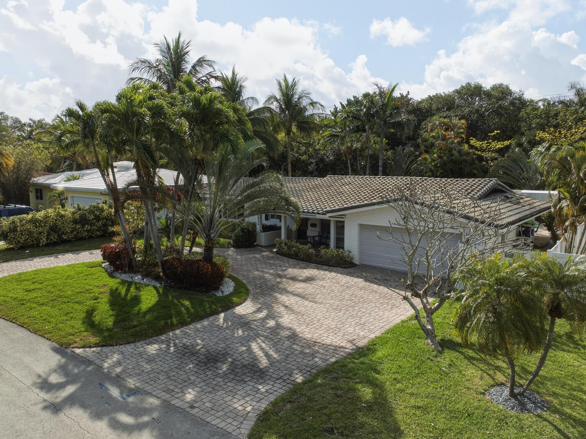 LAUDERDALE BEACH EXT - Residential Lease