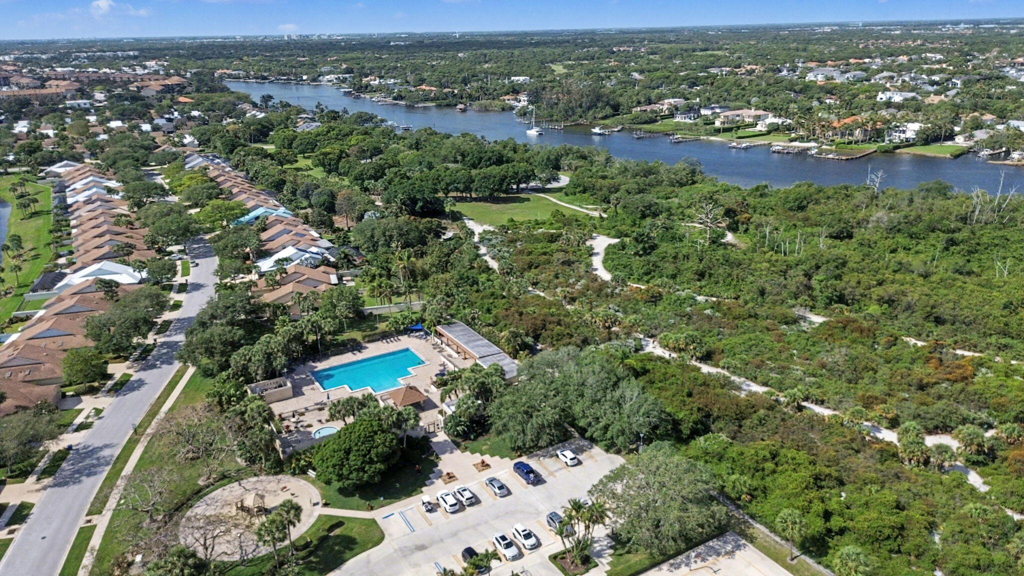 RIVER - Residential
