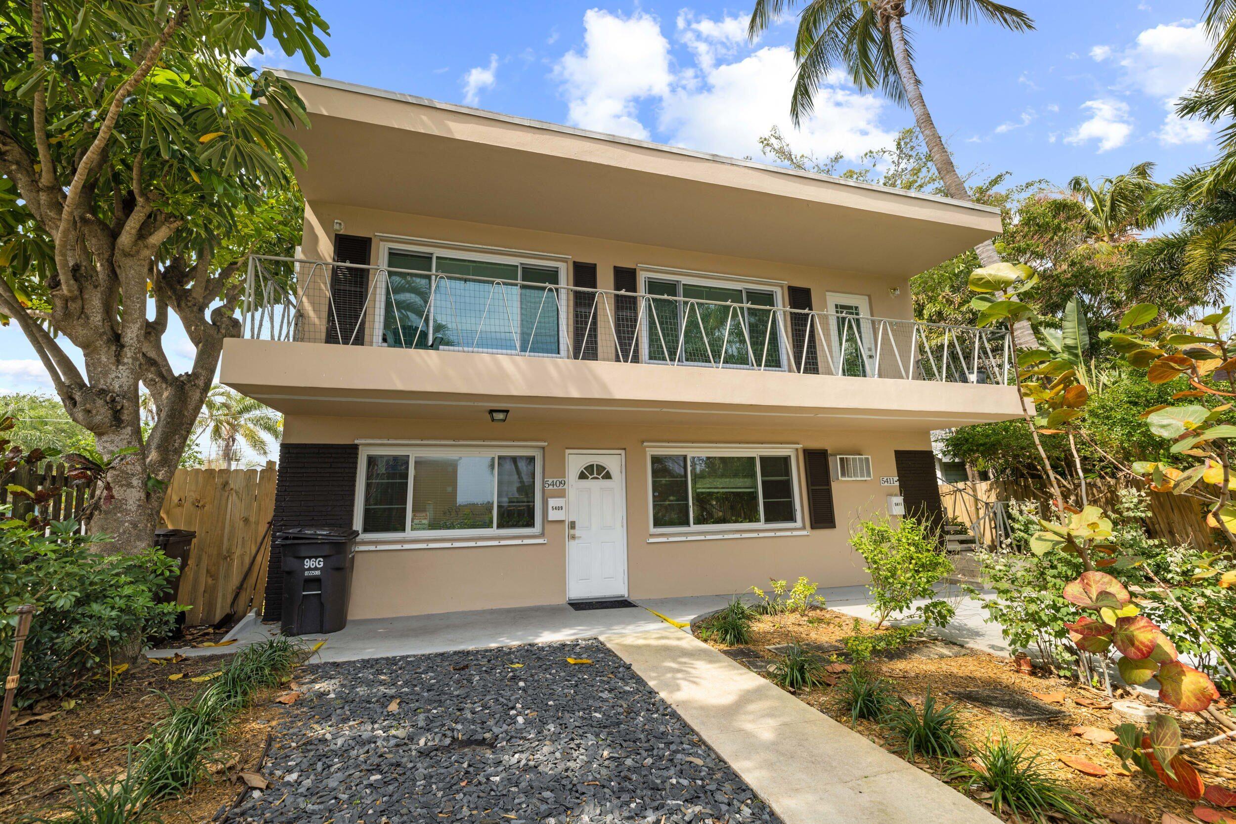 NORTH PALM BCH 3 - Residential Lease