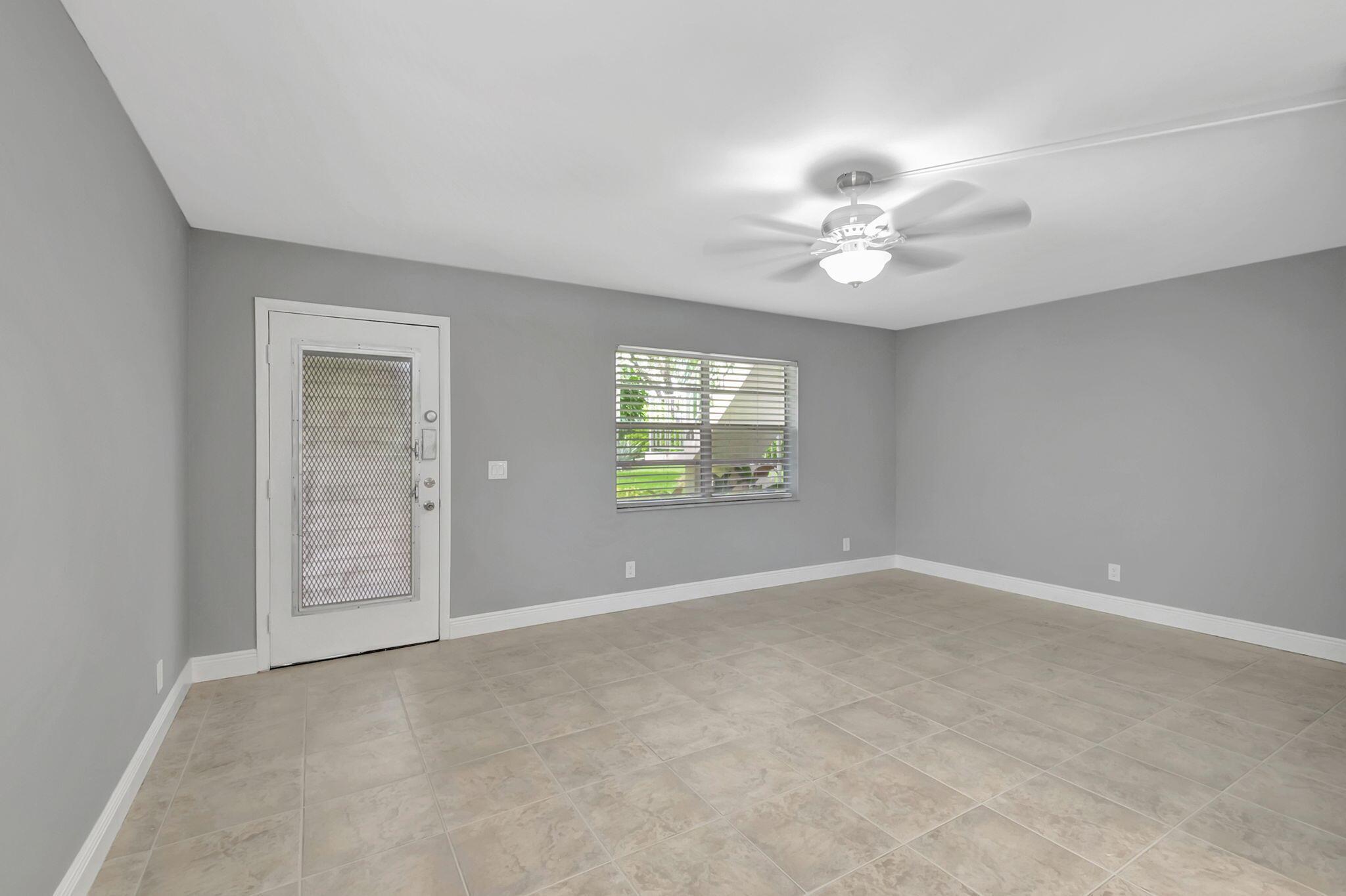 KINGS POINT BURGUNDY COND - Residential Lease