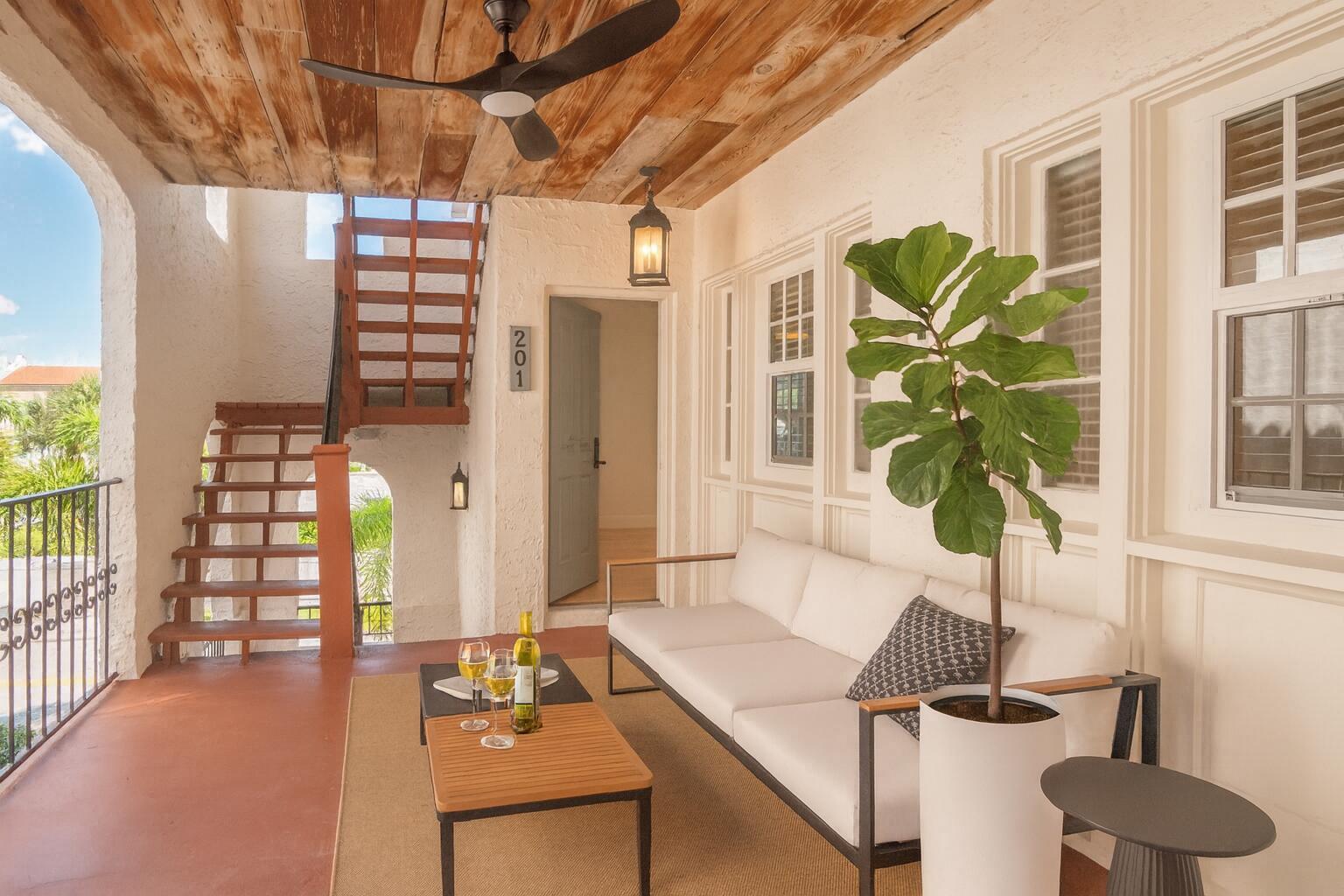 FLORAL PARK - Residential Lease