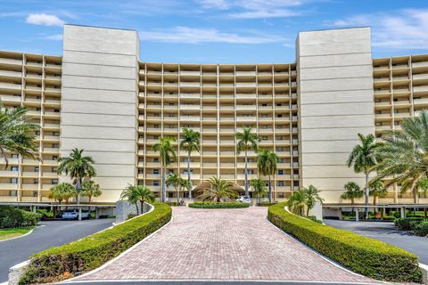 130 Lakeshore Drive 222 North Palm Beach FL 33408