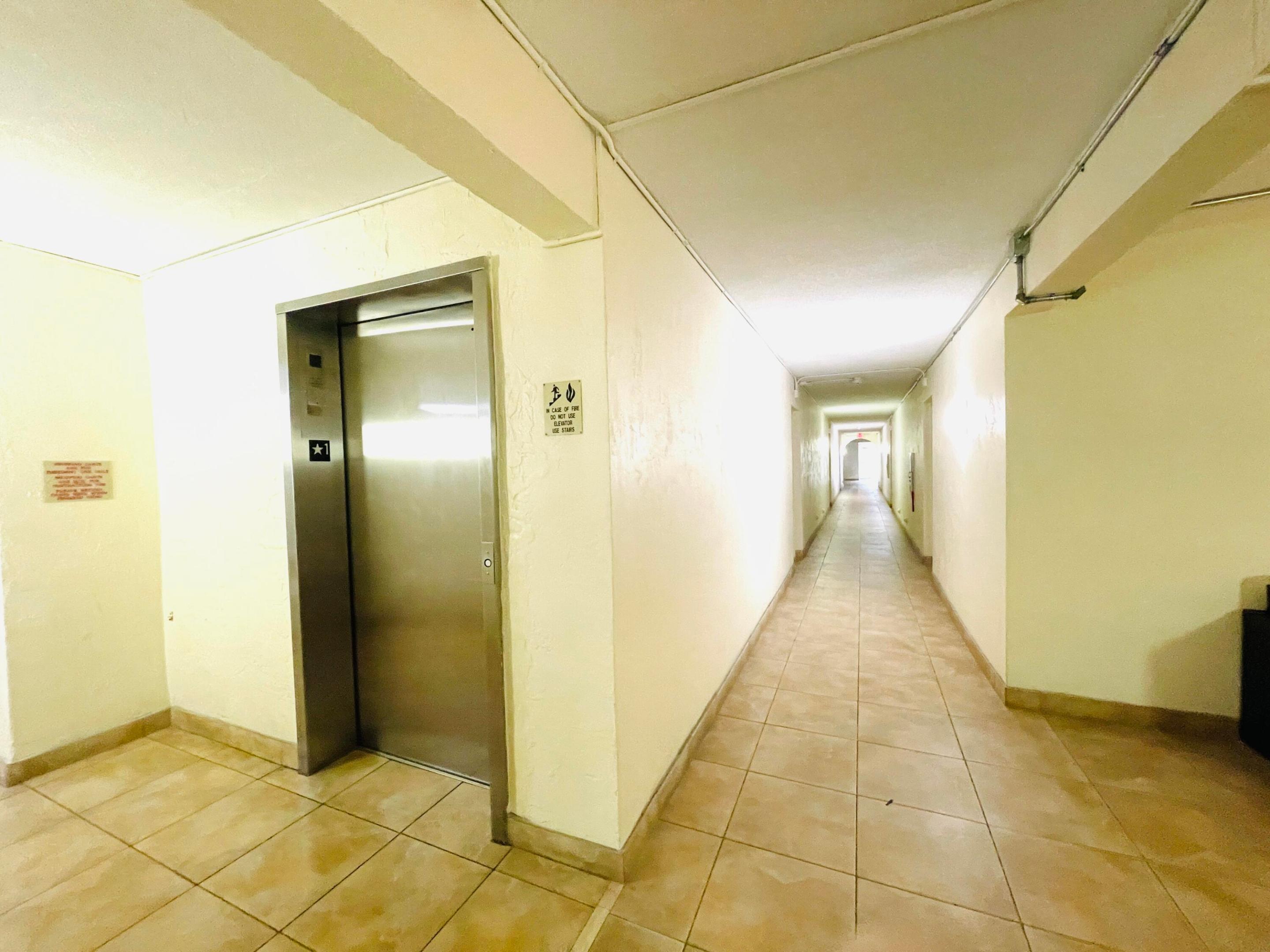 BARCELONA CONDO NORTH BLDG 400 - Residential