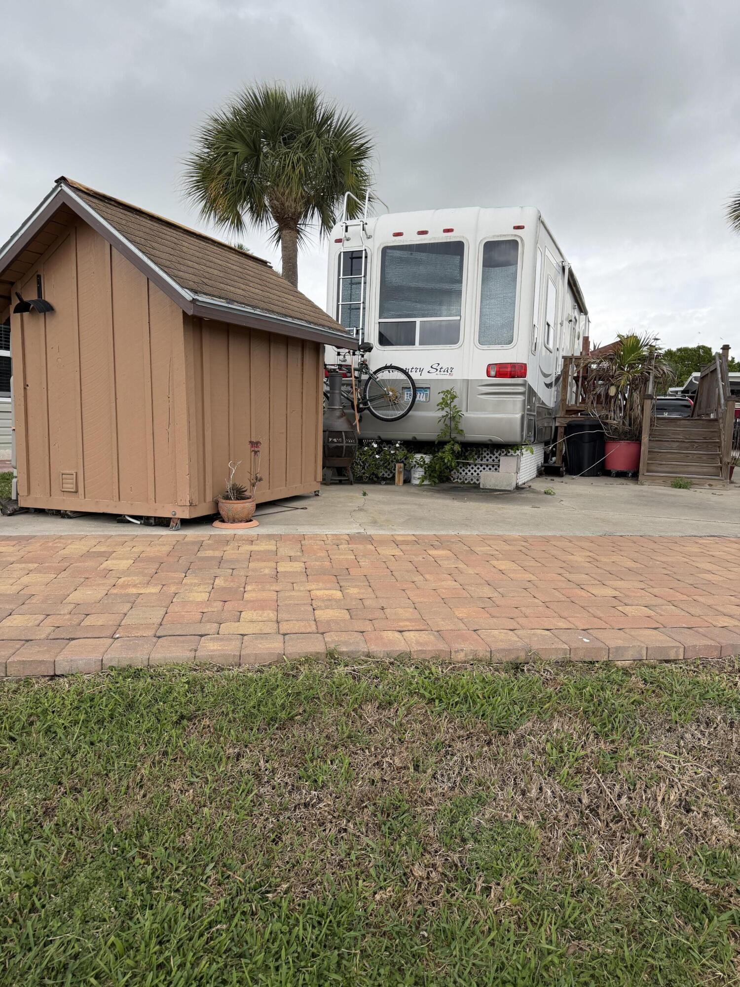 ANCIENT OAKS RV RESORT NO III - Residential