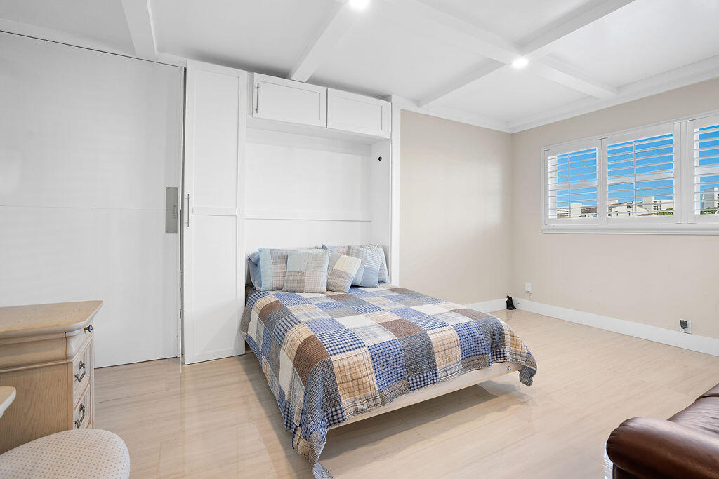 PORTS O CALL CONDO S A, B, C AND D - Residential