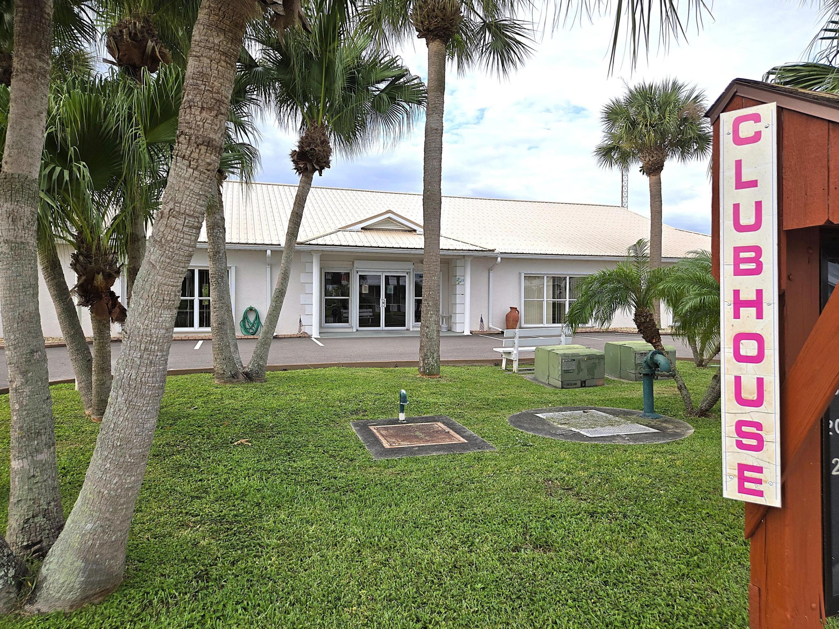 PALM VILLAGE RANCH - Residential