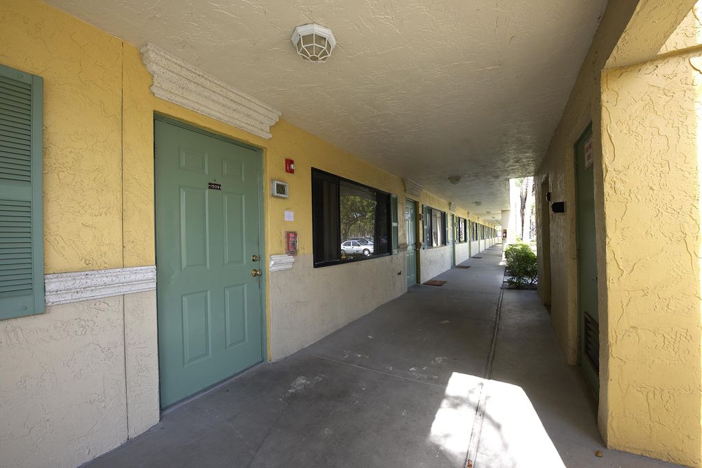 Photo of 1509 Meadows Circle W, Boynton Beach, FL 33436 (MLS # R11169728)