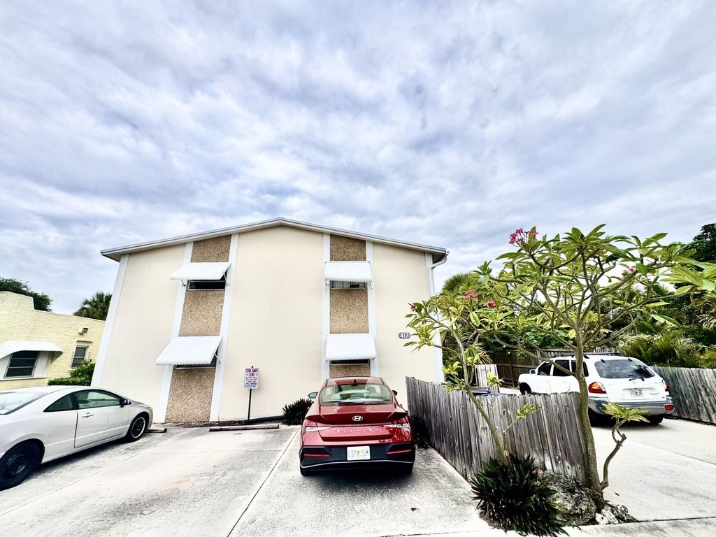 Photo of 417 N K Street #1a, Lake Worth Beach, FL 33460 (MLS # B26040368)