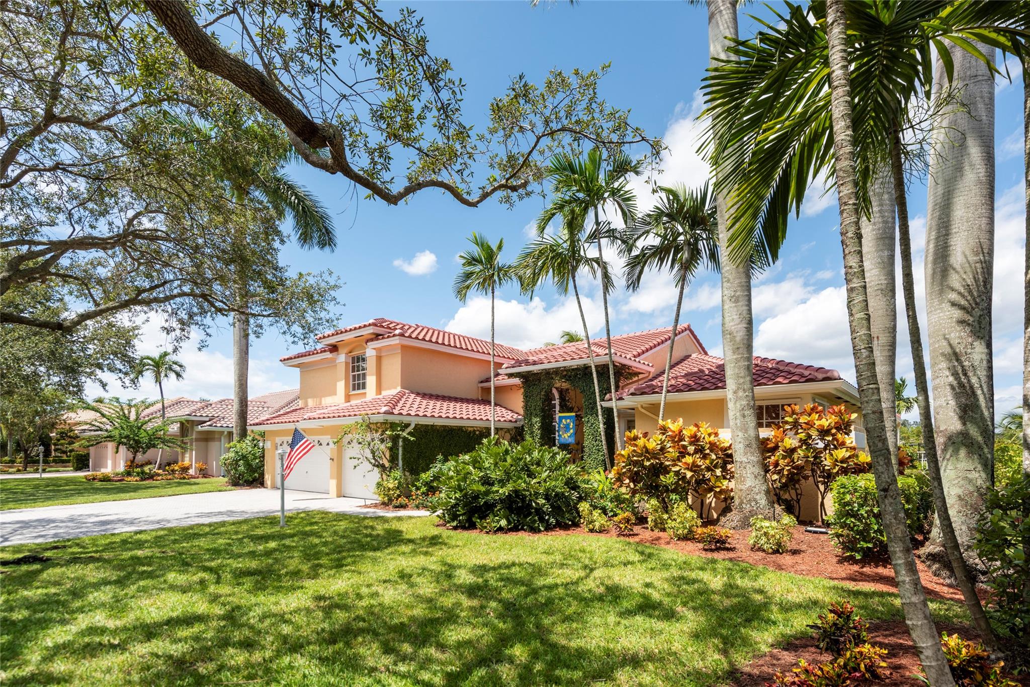 Estates Of Stirling Lake - Residential