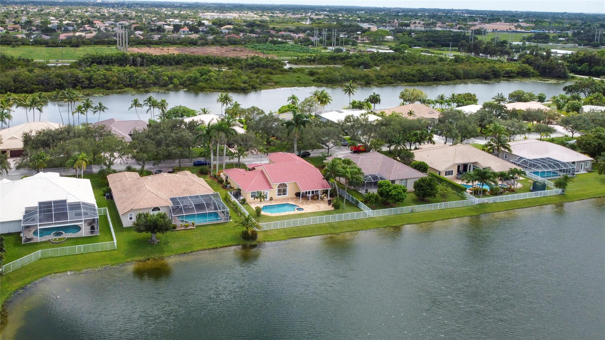 Estates Of Stirling Lake - Residential