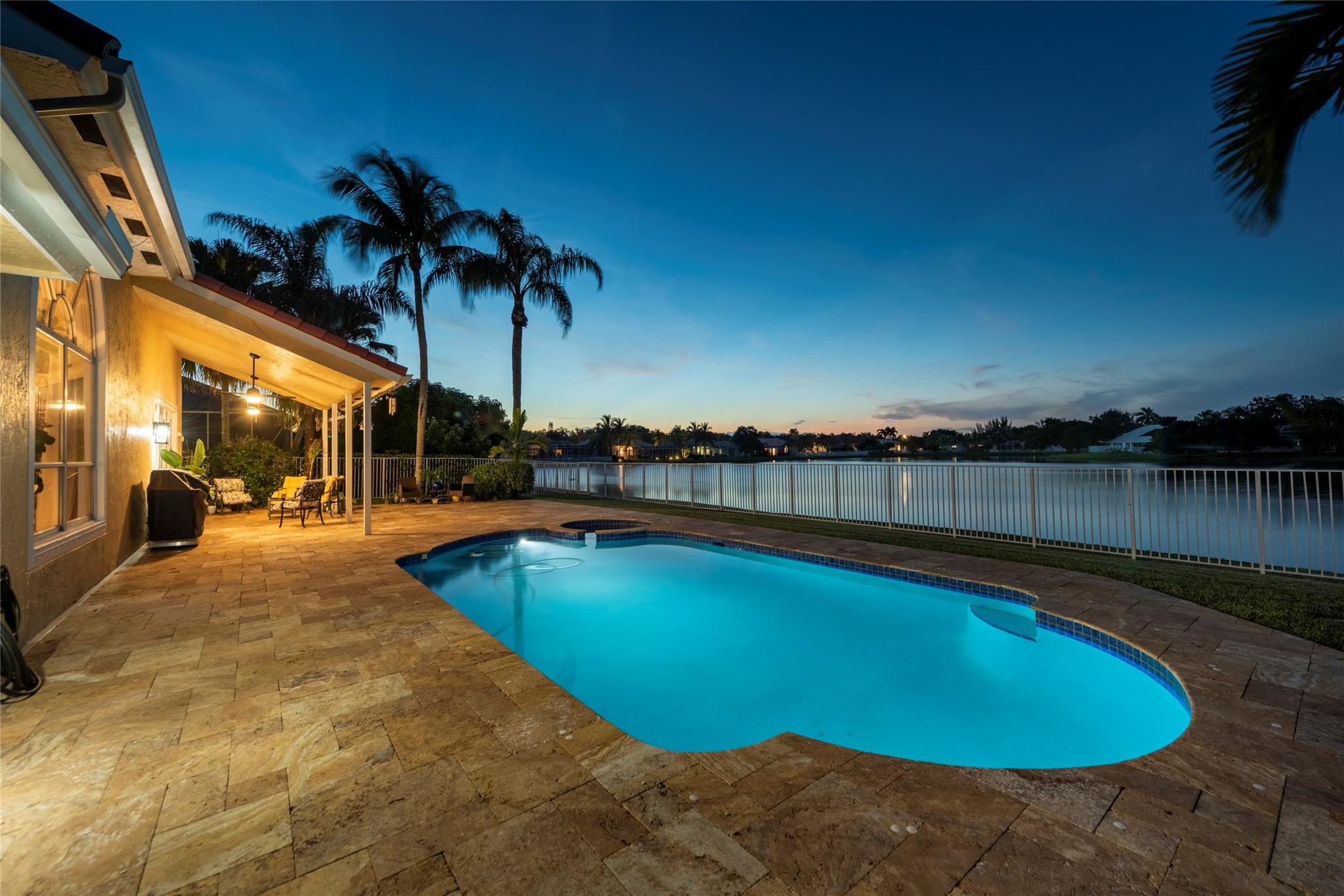 Estates Of Stirling Lake - Residential