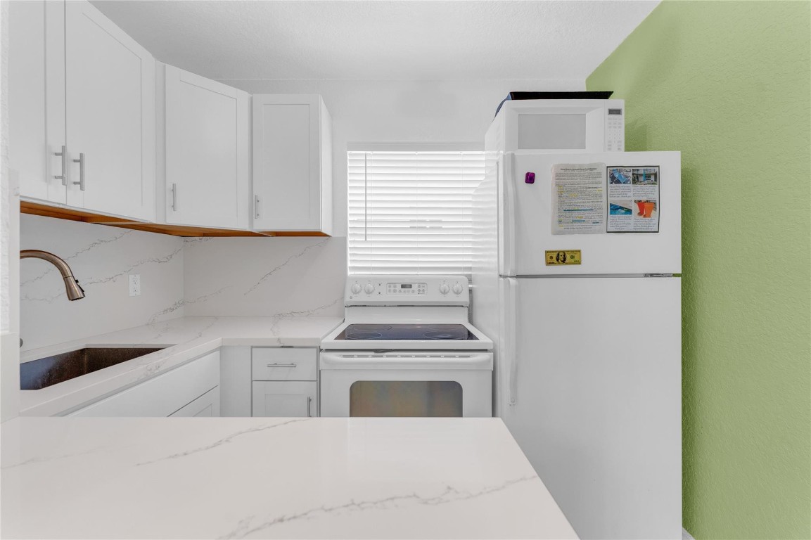 FLORANADA - Residential