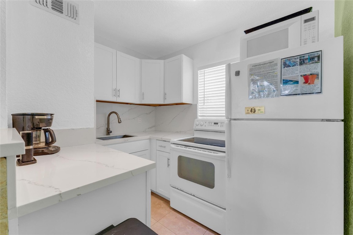 FLORANADA - Residential