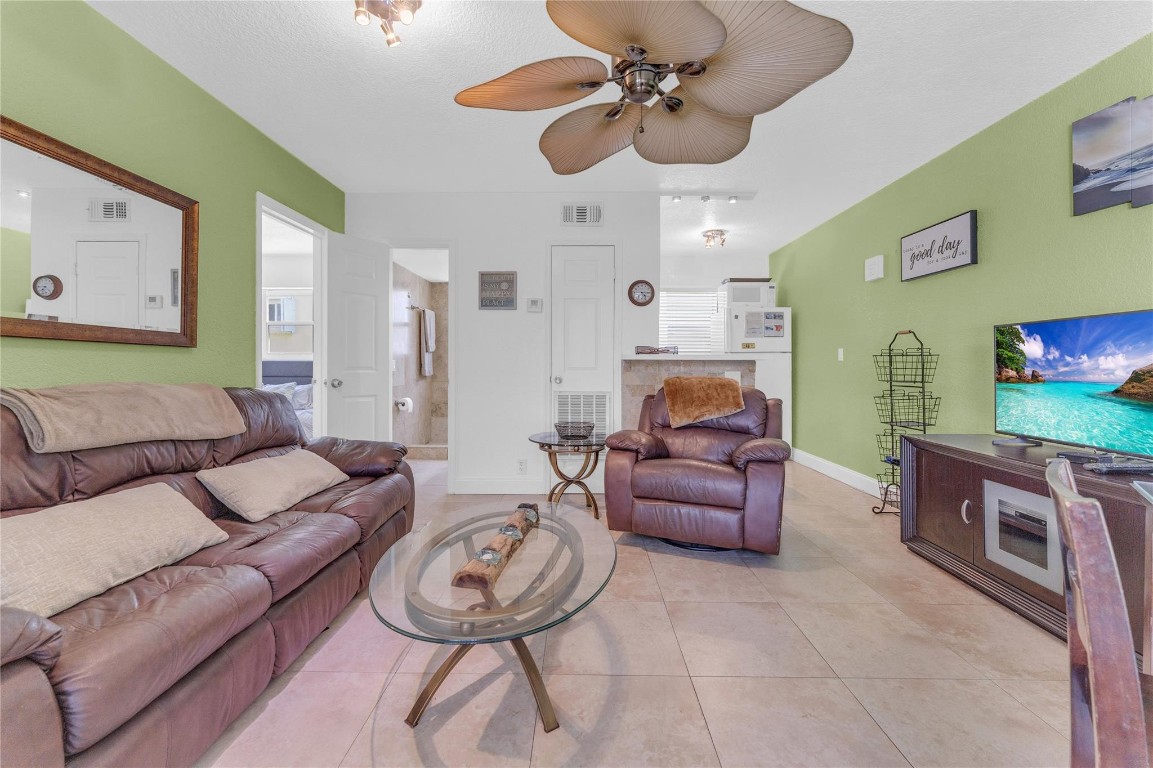 FLORANADA - Residential