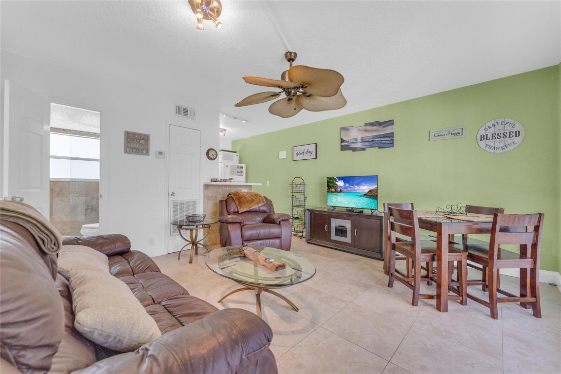 FLORANADA - Residential