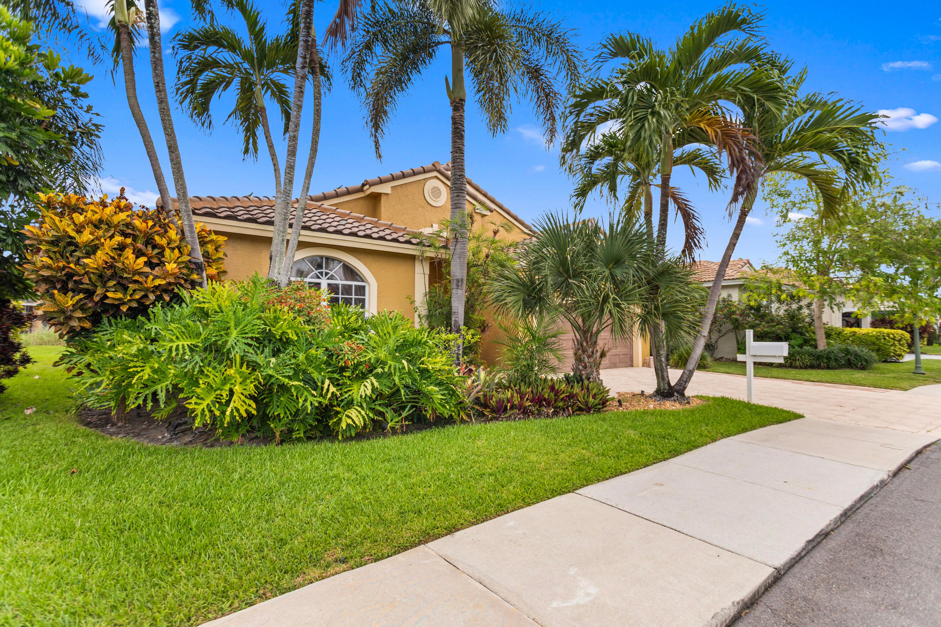 3254 NW 22nd Avenue
