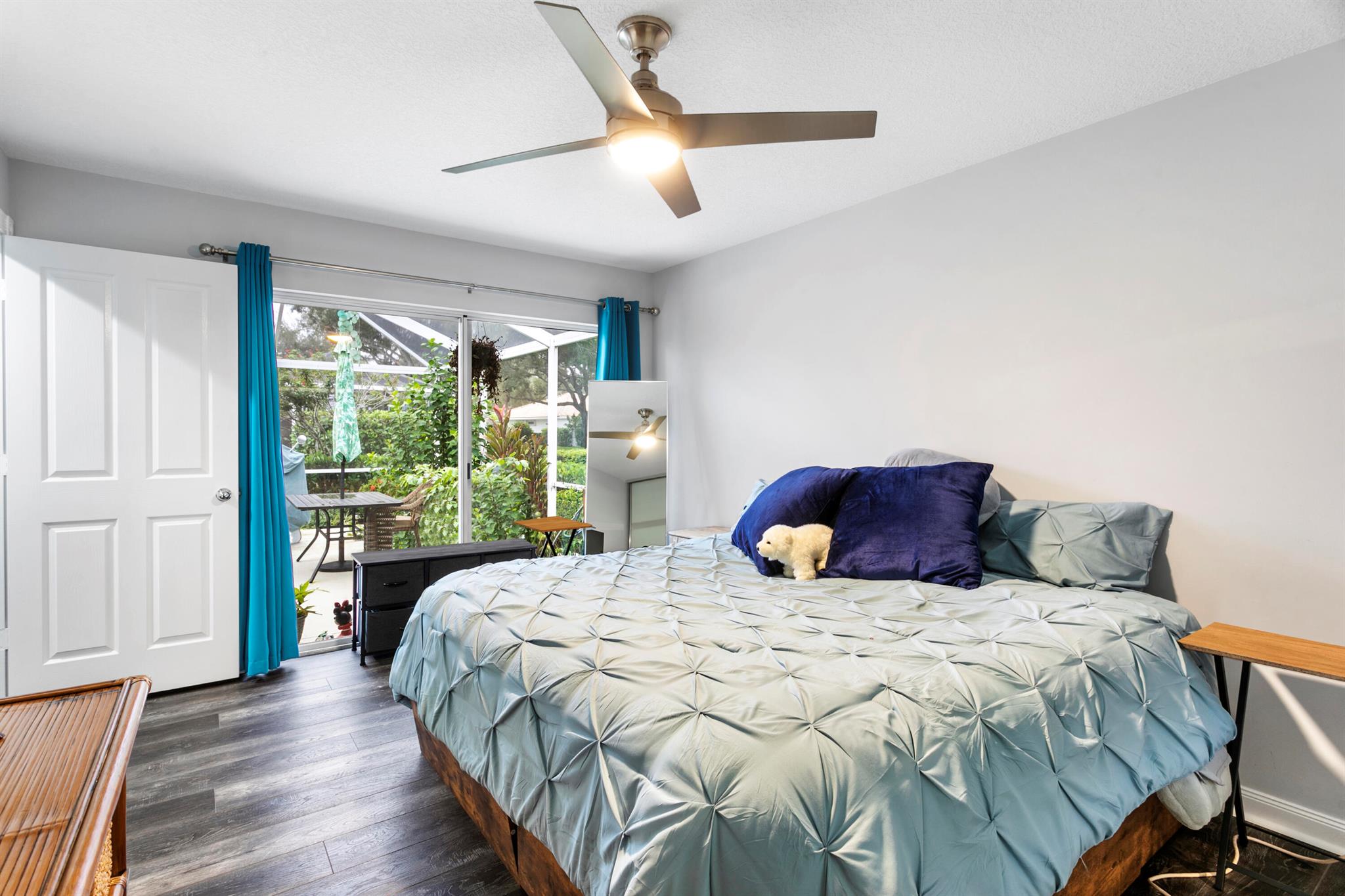 OAKS-SUNTERRACE 4 - Residential