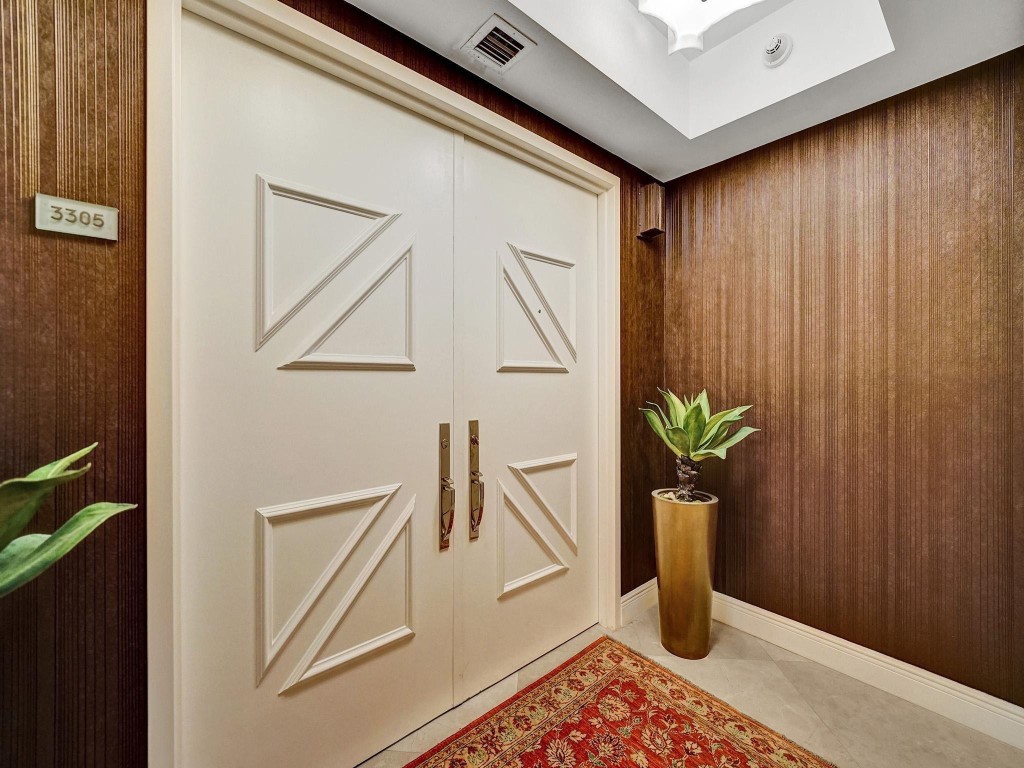 333 Las Olas Way 3305