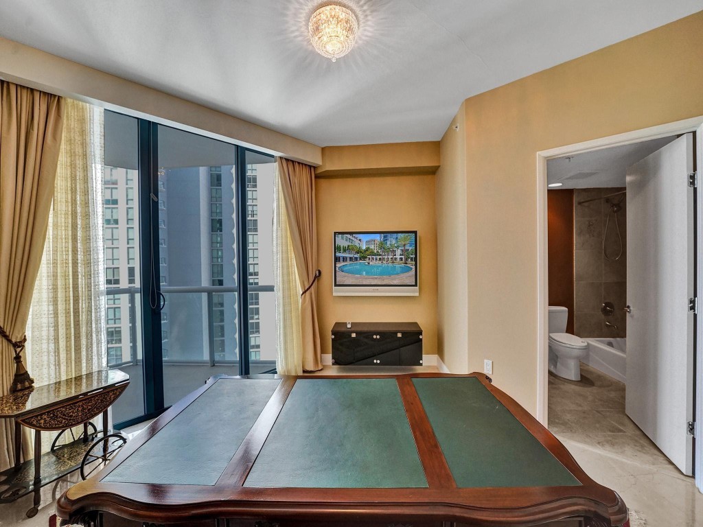 333 Las Olas Way 3305