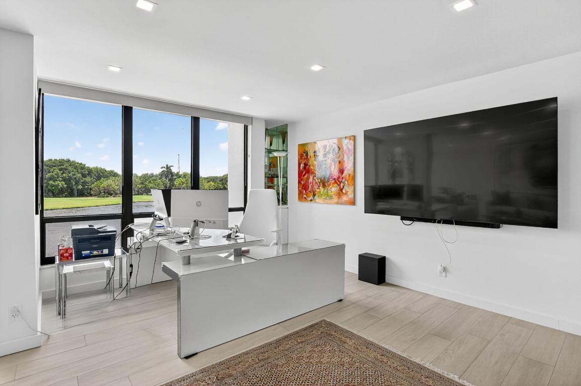 7768 Lakeside Boulevard 526