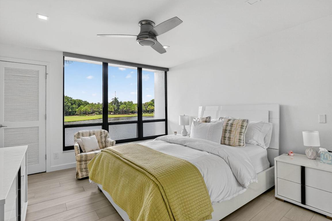 7768 Lakeside Boulevard 526