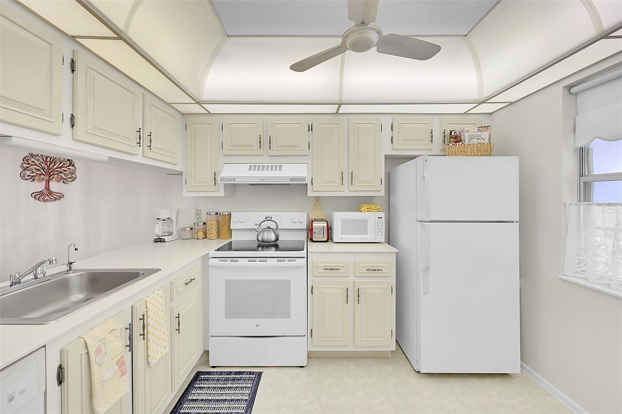 WYNMOOR VILLAGE - Residential