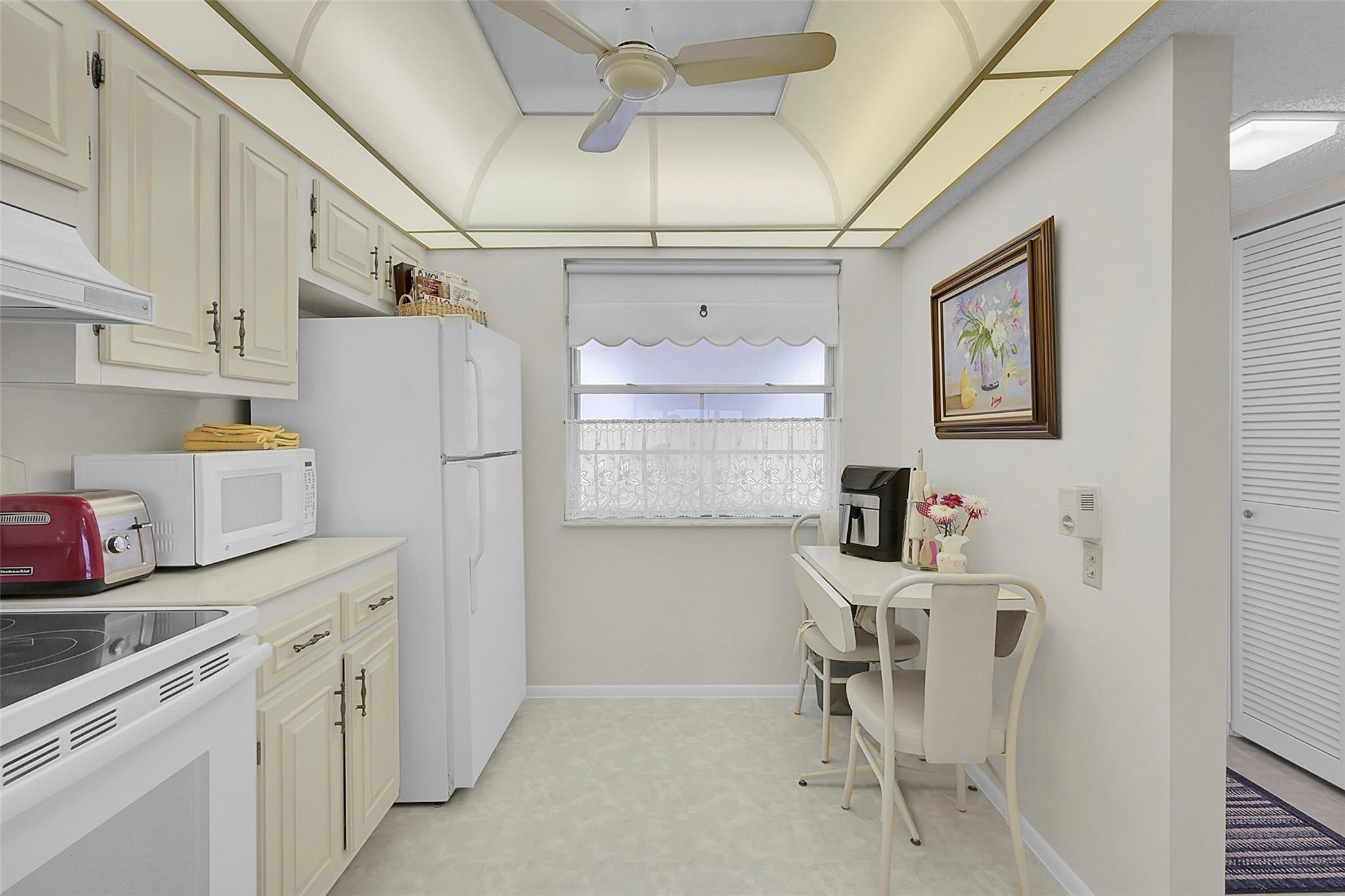 WYNMOOR VILLAGE - Residential